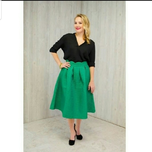High Waisted Scallop Midi Full Skirt - Picture 3 of 5
